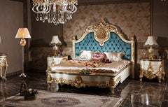  A luxurious royal bed
